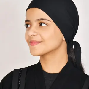 Black Plain Hijab Undercap with Fabric Tie
